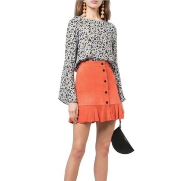 L’AGENCE Women’s Small Dylan 100% Silk Blouse In Sky Blue Sauvage Bell Sleeve - Picture 2 of 11